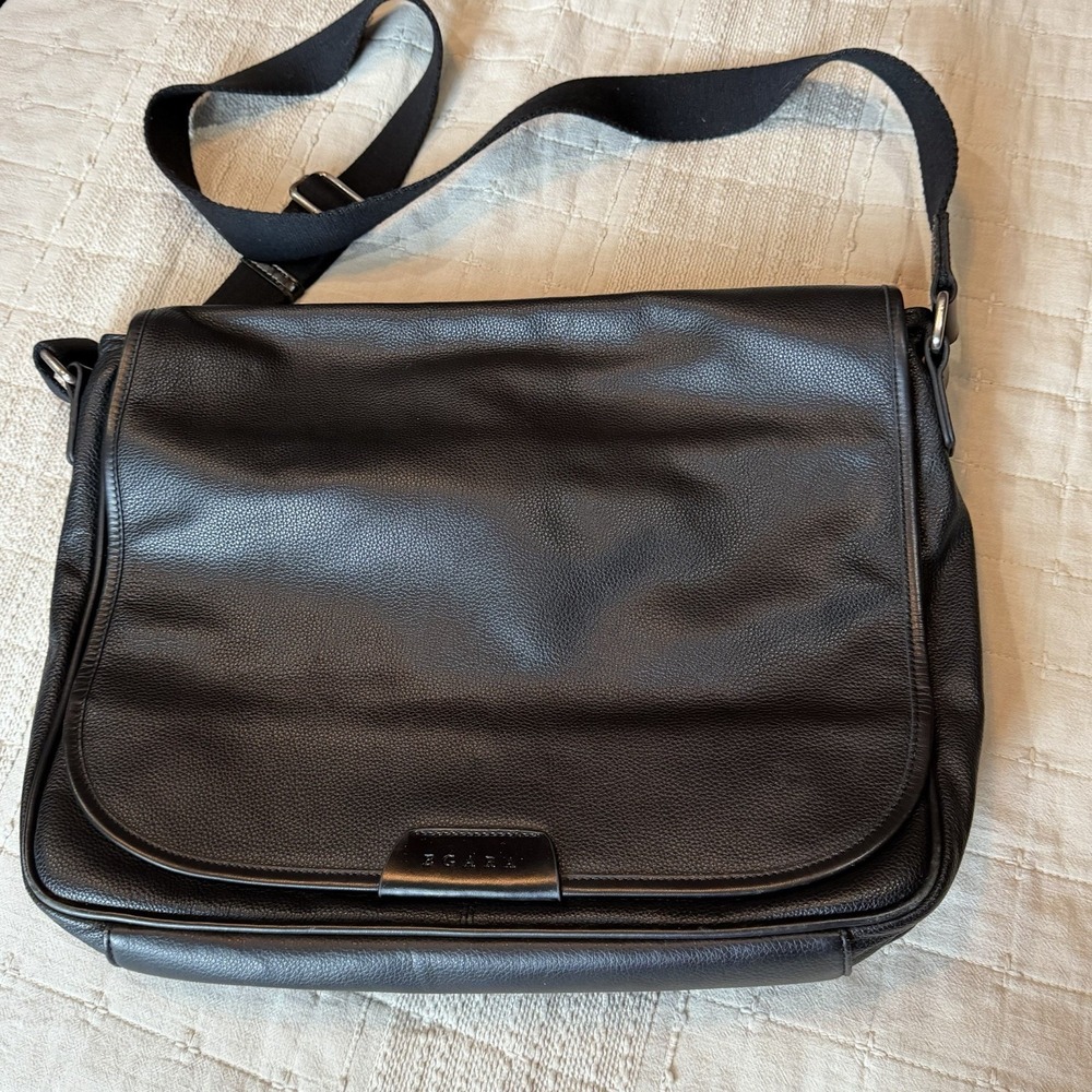 EGARA Leather Messenger Bag Black Laptop Briefcase Crossbody Work Travel